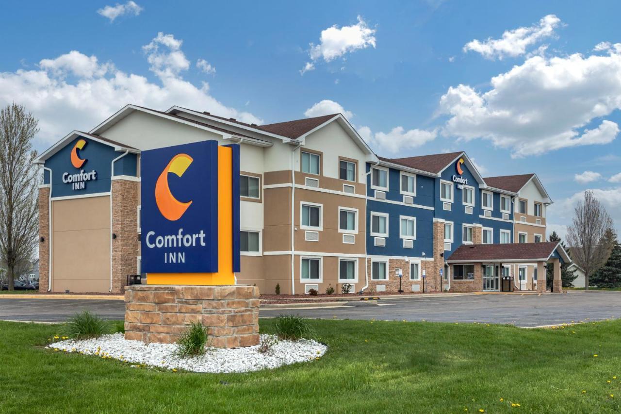 ซูเปอร์ 8 บาย วินด์แฮม เรซีน เมาน์ Hotel ราซีน ภายนอก รูปภาพ