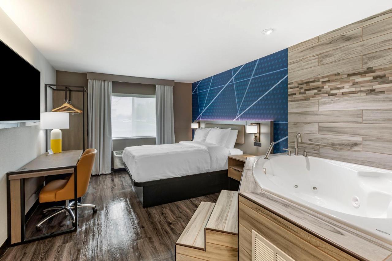 ซูเปอร์ 8 บาย วินด์แฮม เรซีน เมาน์ Hotel ราซีน ภายนอก รูปภาพ