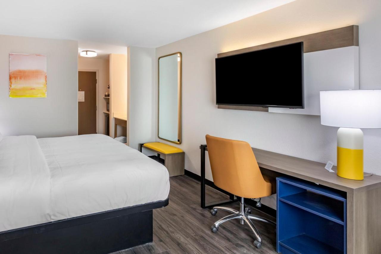 ซูเปอร์ 8 บาย วินด์แฮม เรซีน เมาน์ Hotel ราซีน ภายนอก รูปภาพ