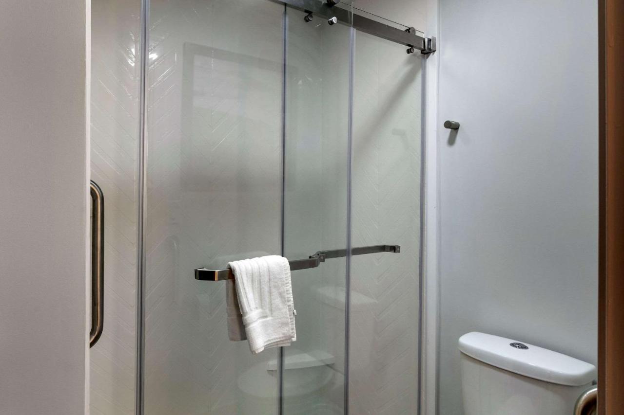 ซูเปอร์ 8 บาย วินด์แฮม เรซีน เมาน์ Hotel ราซีน ภายนอก รูปภาพ
