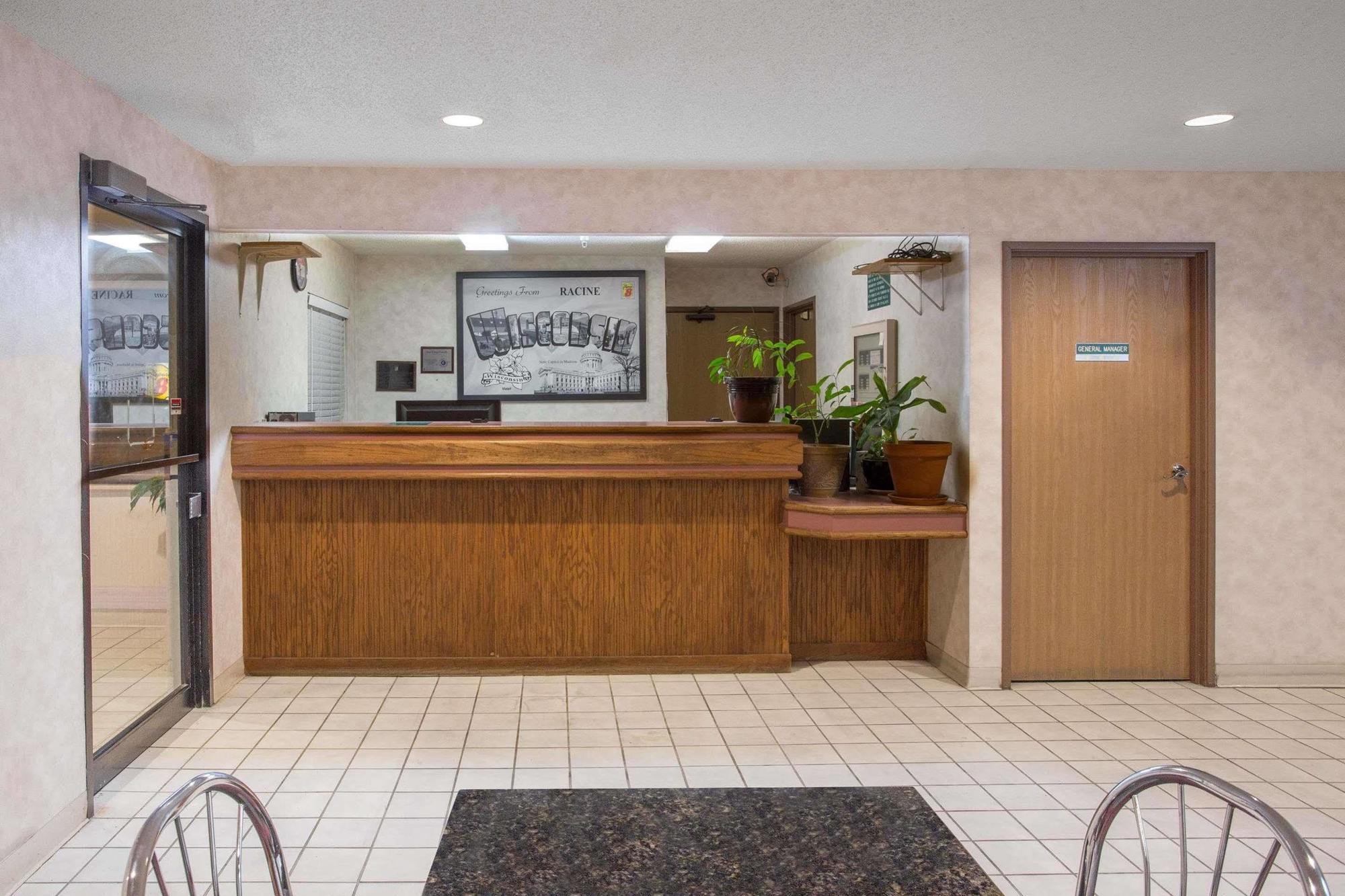 ซูเปอร์ 8 บาย วินด์แฮม เรซีน เมาน์ Hotel ราซีน ภายนอก รูปภาพ